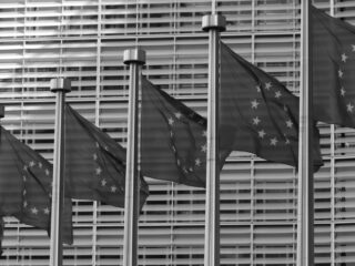 Fransk parlamentariker vill stoppa nytt dataskyddsramverk mellan EU och USA  – inleder rättsprocess